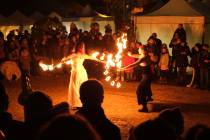 Village de Noel et marché artisanal en carriere souterainne